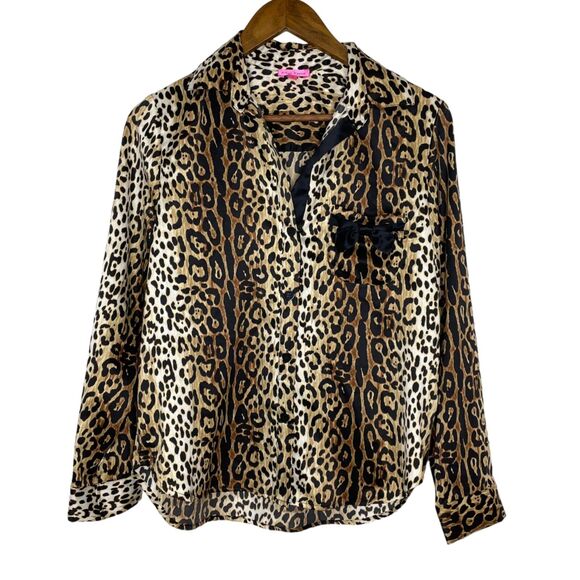 Betsey Johnson Cheetah Print Brown Silky Shirt Blouse Size Small Women’s - Picture 1 of 13